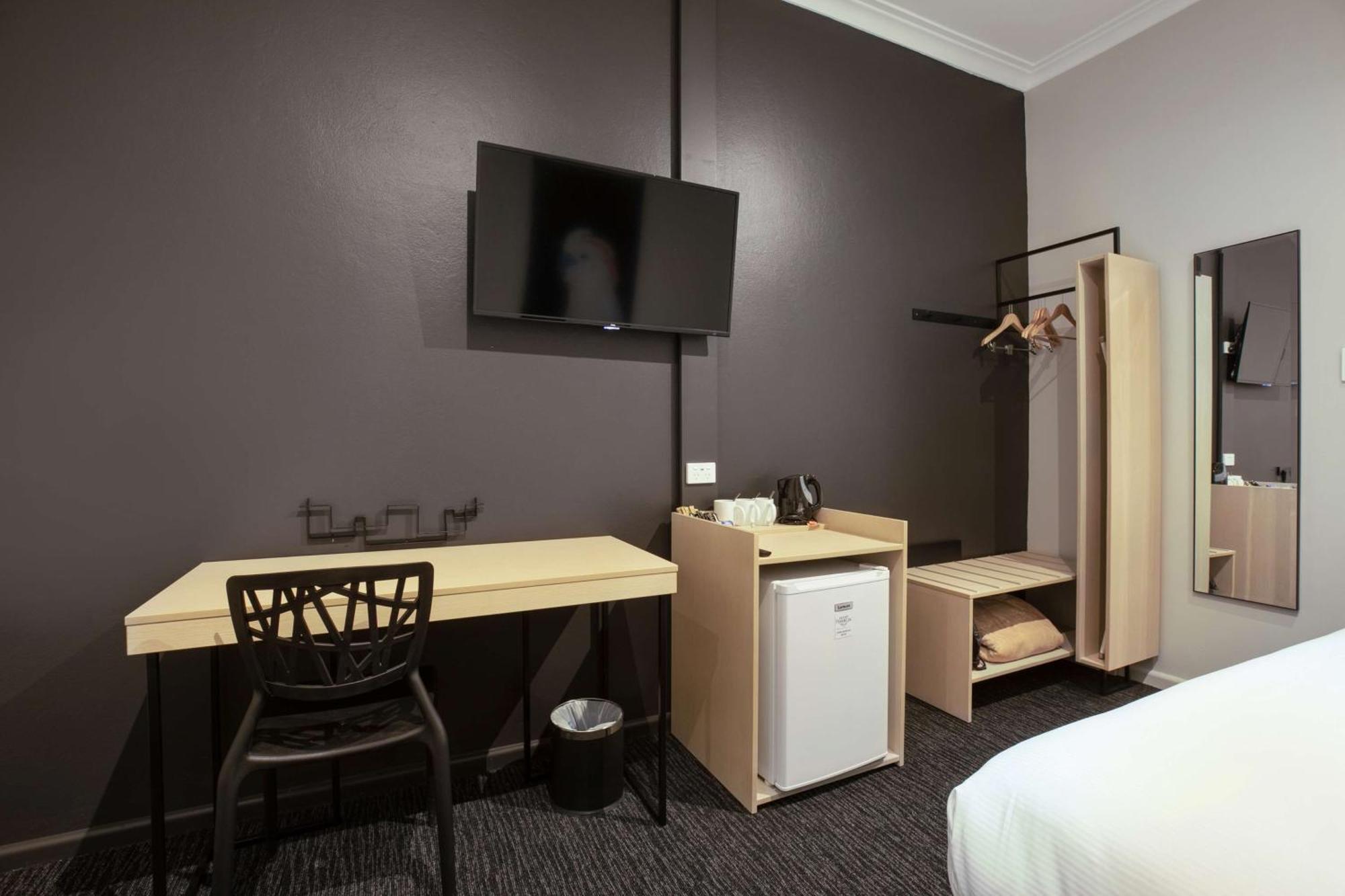 Nightcap At The Charles Hotel Wollongong Ngoại thất bức ảnh